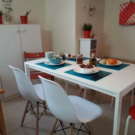 Protaras Happy Sunny Holidays 파라림니