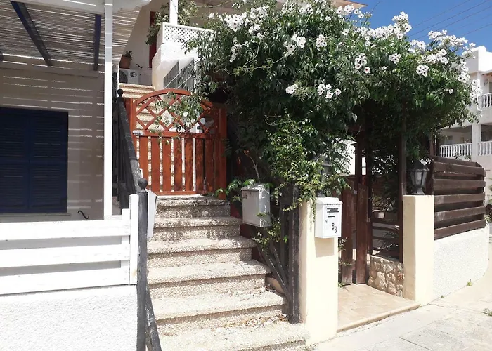 Protaras Happy Sunny Holidays Paralimni